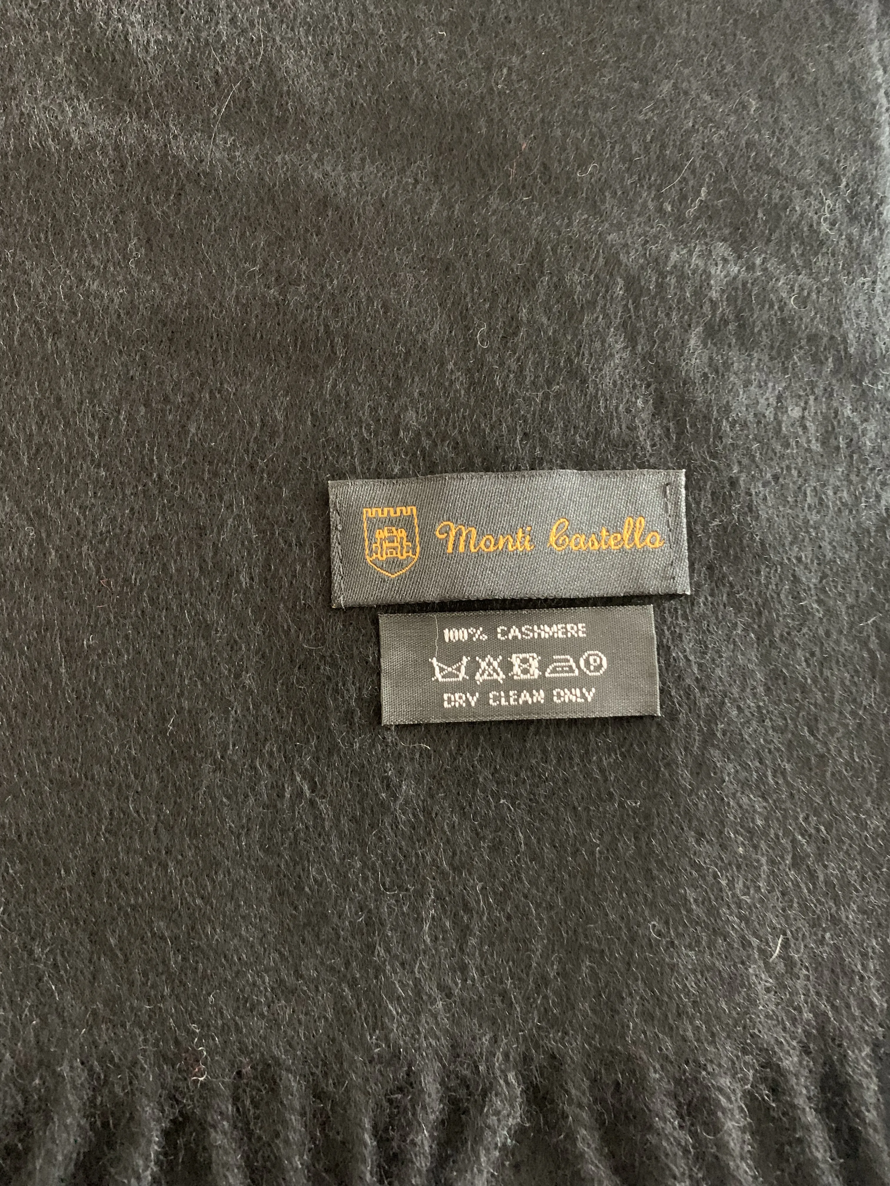 Cashmere Scarf in Black