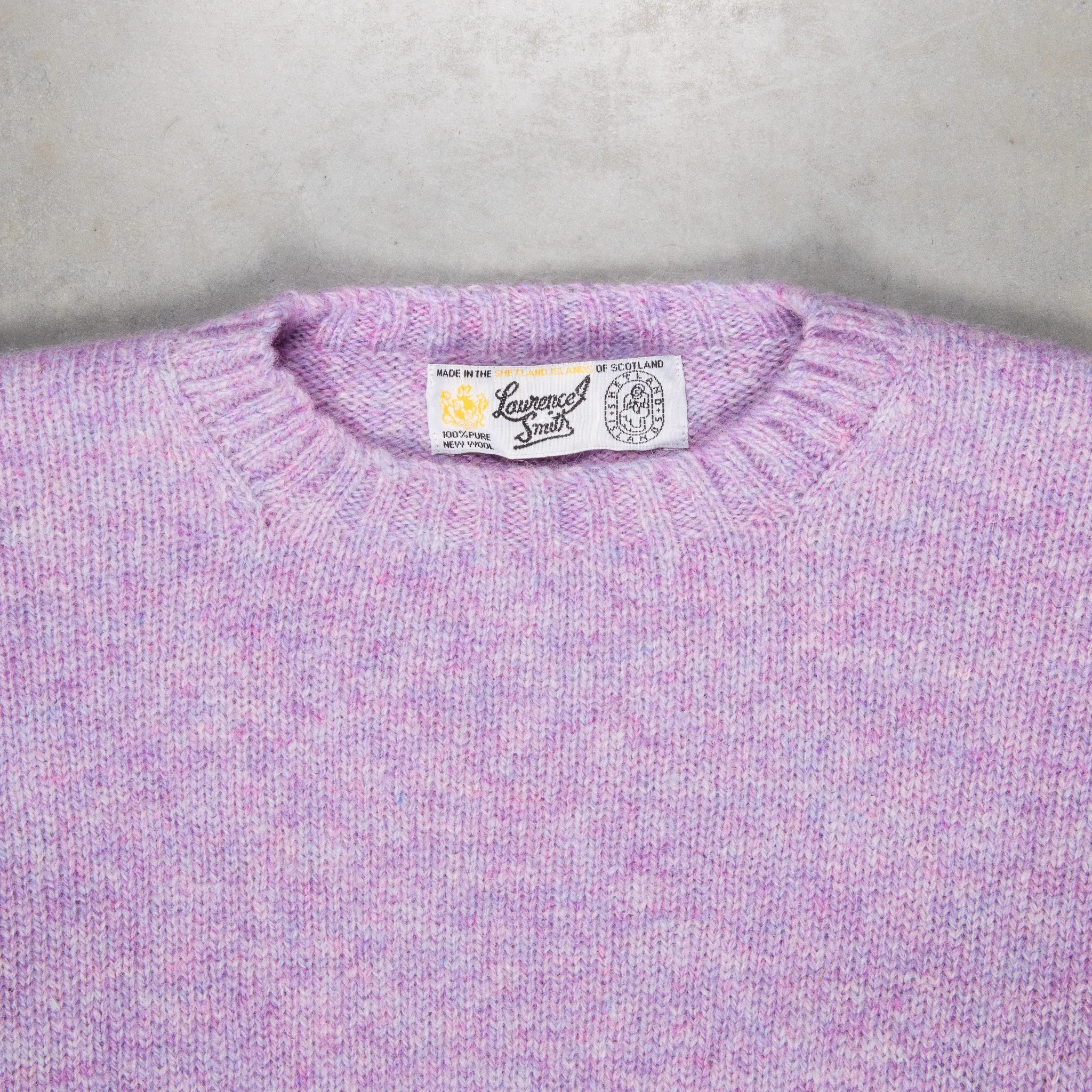 Laurence J. Smith  Super soft Seamless Crew Neck Pullover Confetti
