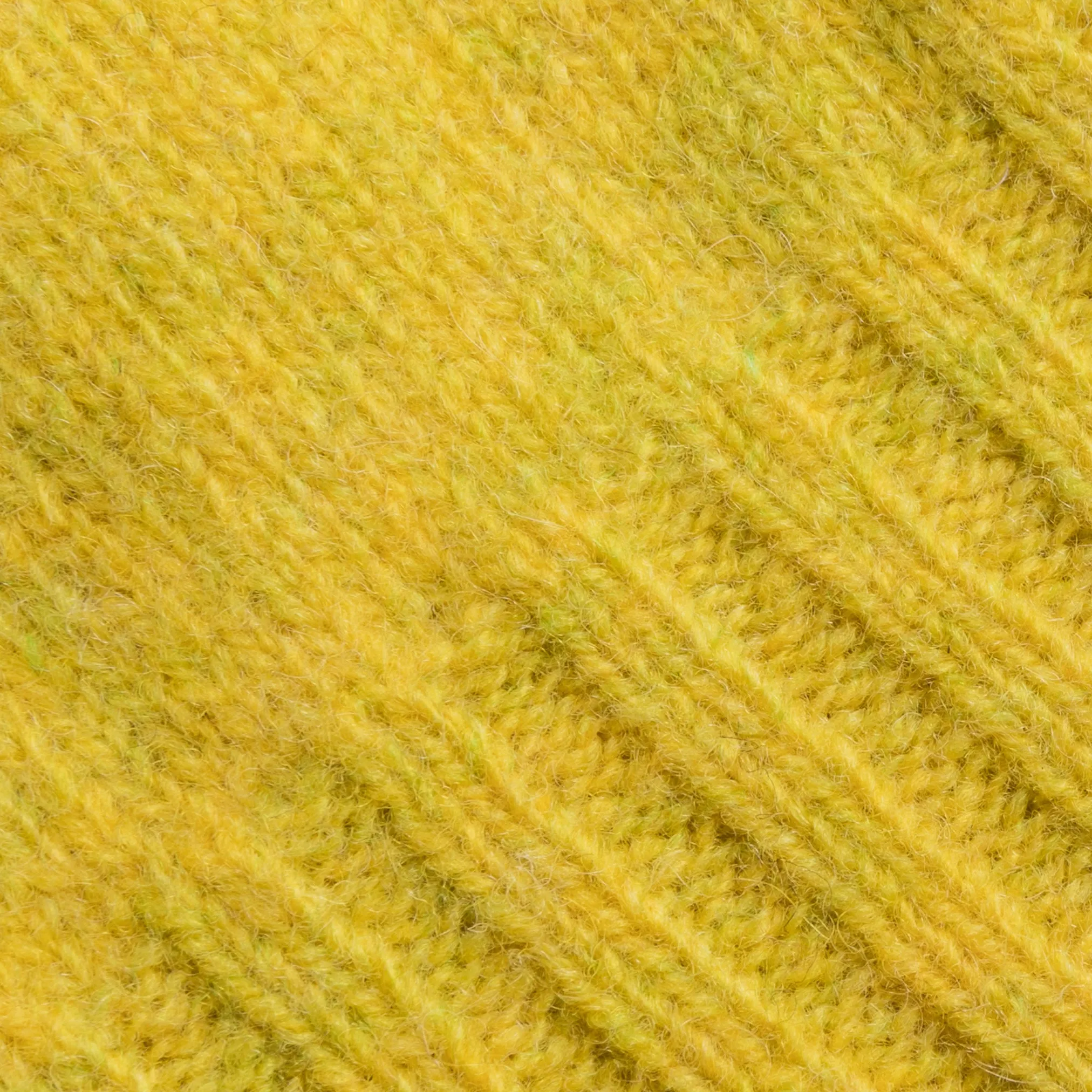 Laurence J. Smith  Super soft Seamless Crew Neck Pullover Pistachio