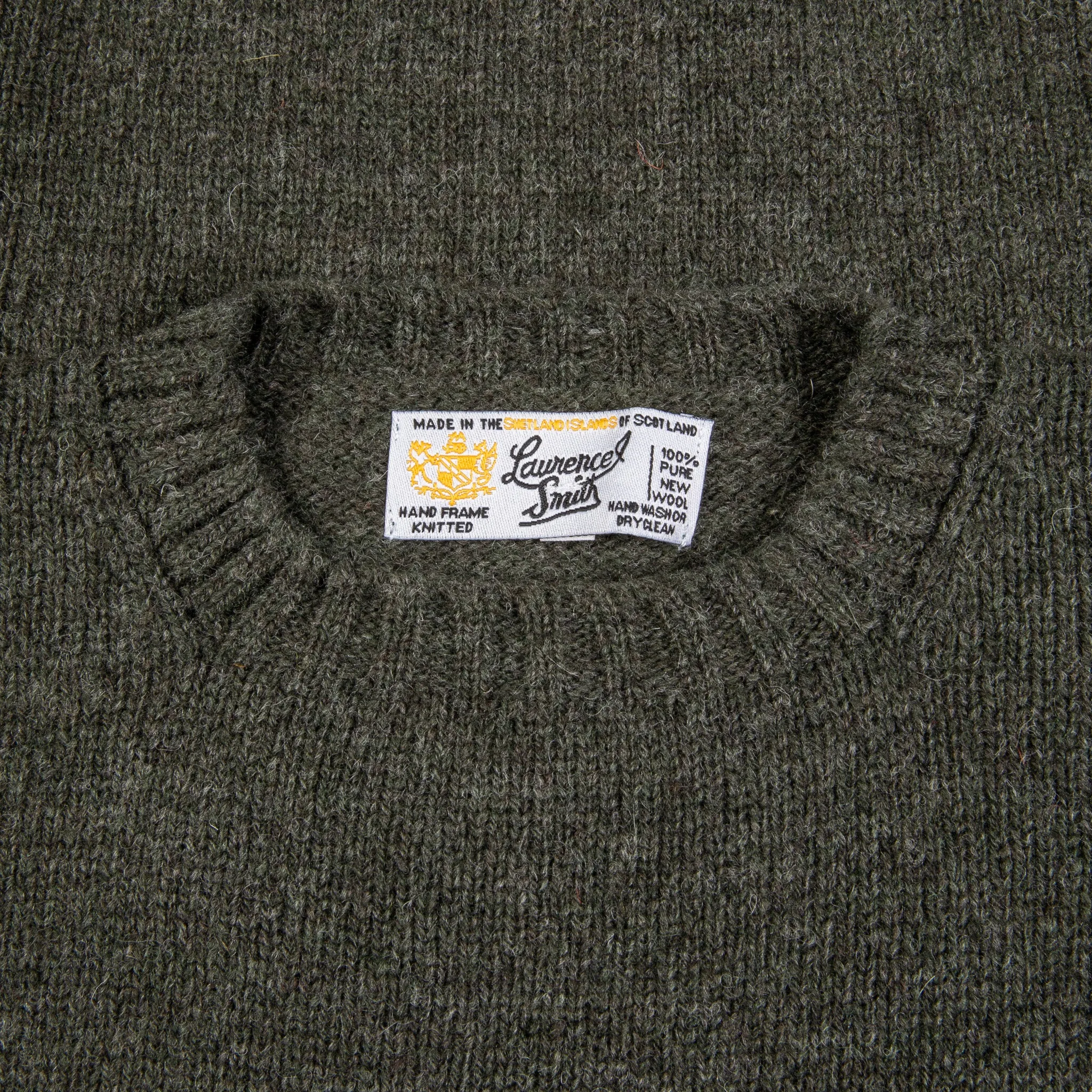 Laurence J. Smith Super soft Seamless Crew Neck Pullover Spruce