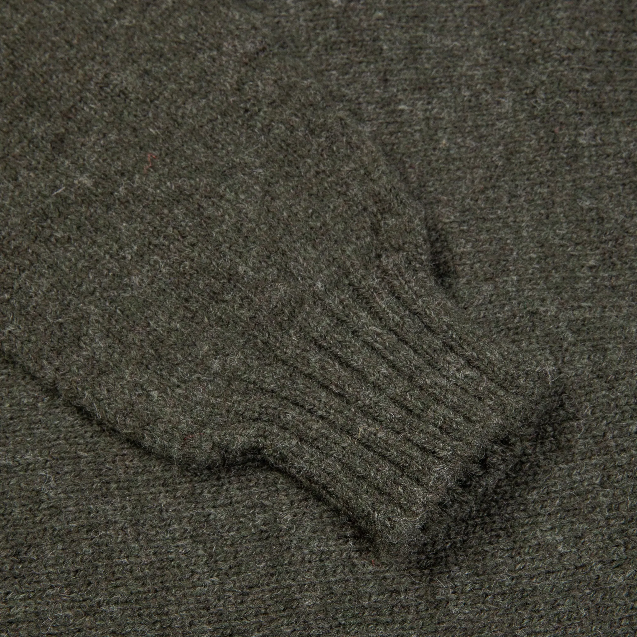 Laurence J. Smith Super soft Seamless Crew Neck Pullover Spruce