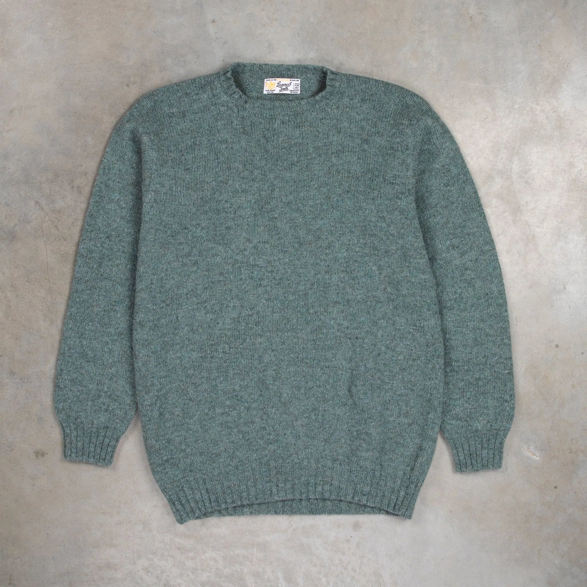Laurence J. Smith Super Soft Seamless Crewneck Graphite Green