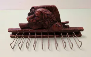 Syroco Pressed Wood hunting scene belt and tie rack F*S