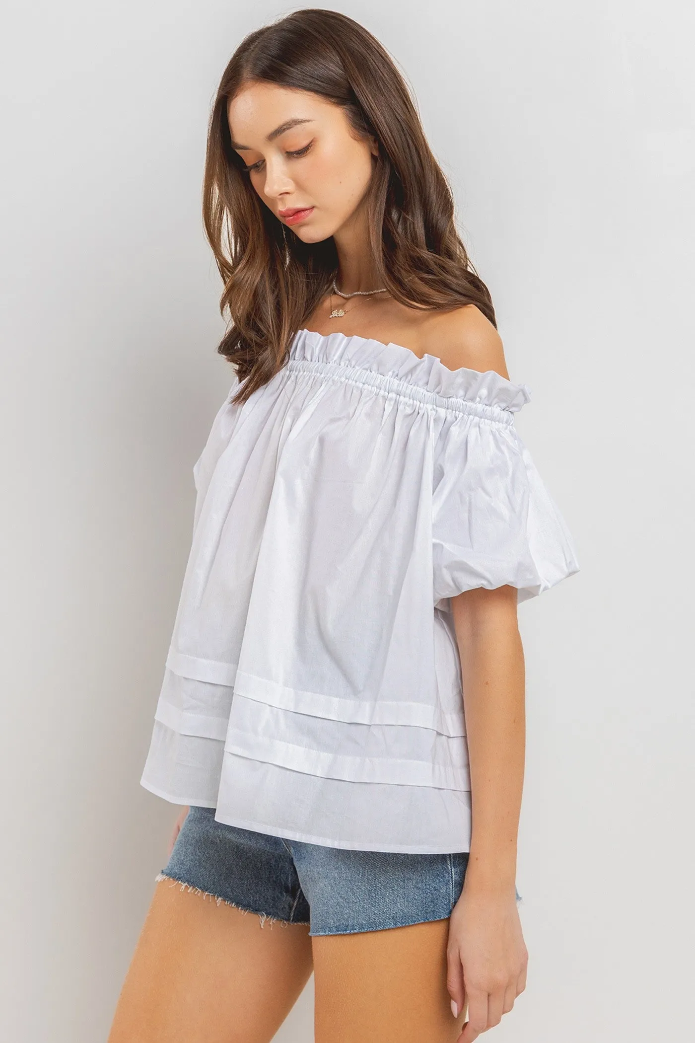 WHITE SHIRRING OFF SHOULDER BALLOON SLEEVES WOVEN TOP CFTU13604SA